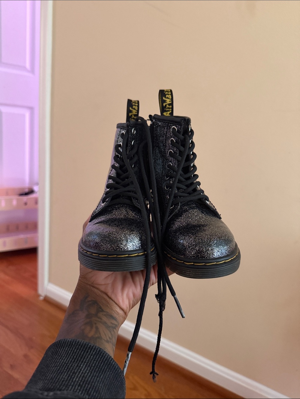 Dr. Martens toddlers Black Silver Glitter Lace-Up Boots